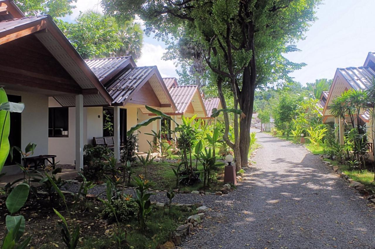 Thai House Beach Resort Koh Lanta Exterior foto